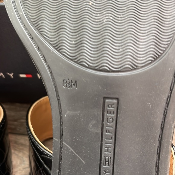 Tommy Hilfiger Sandals With Heel Size 8.5 - Picture 7 of 9